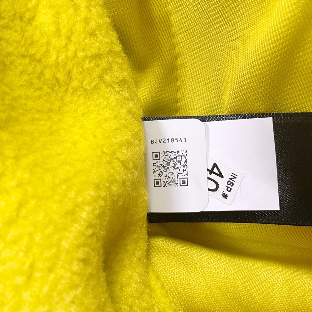 The North Face Men’s ‘95 Retro Denali Jacket - Picture 8 of 10